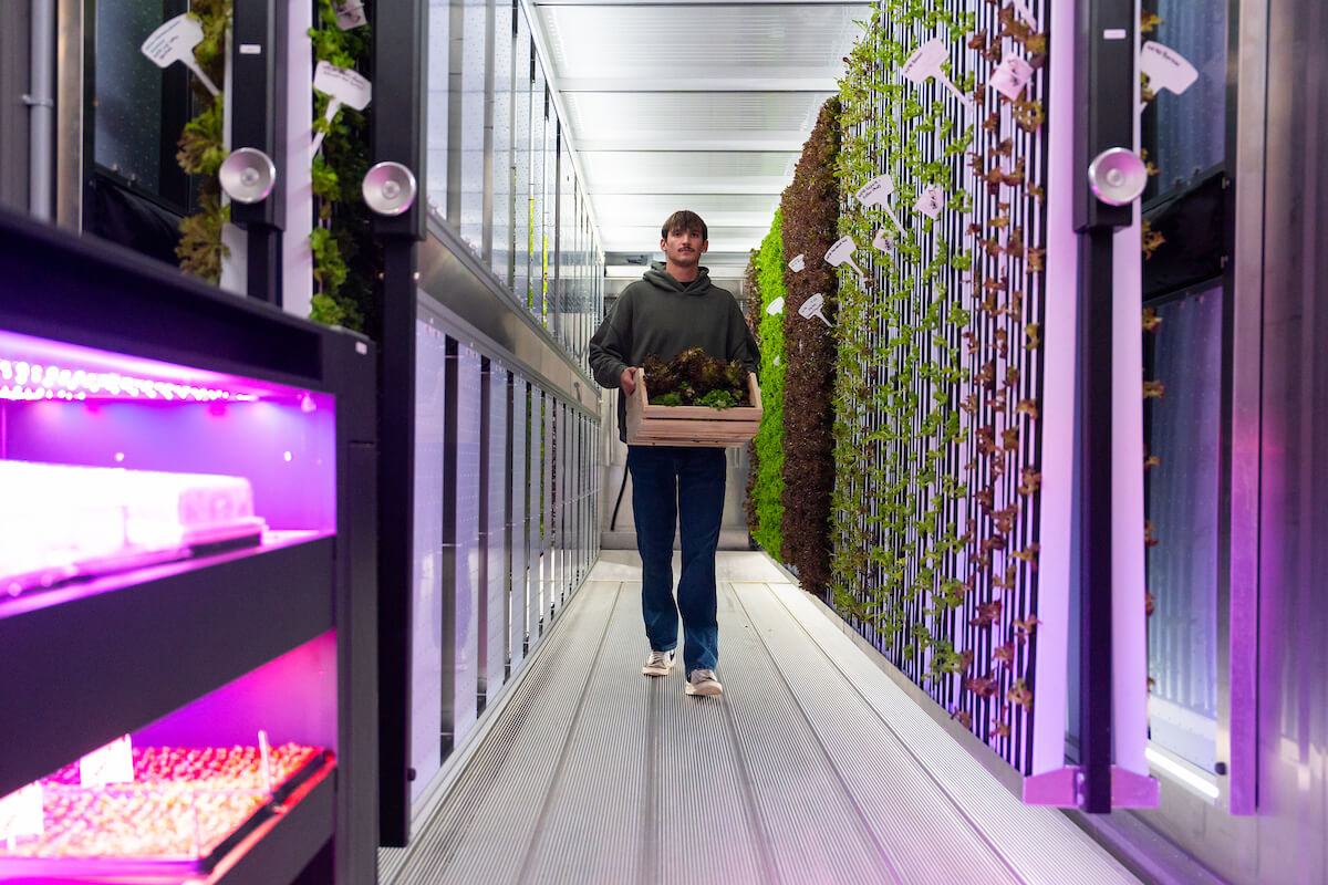 Student in Overbeck facility