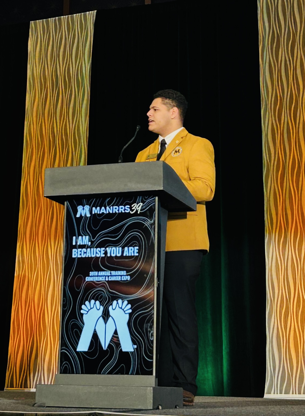 Drew speaking at MANRRS