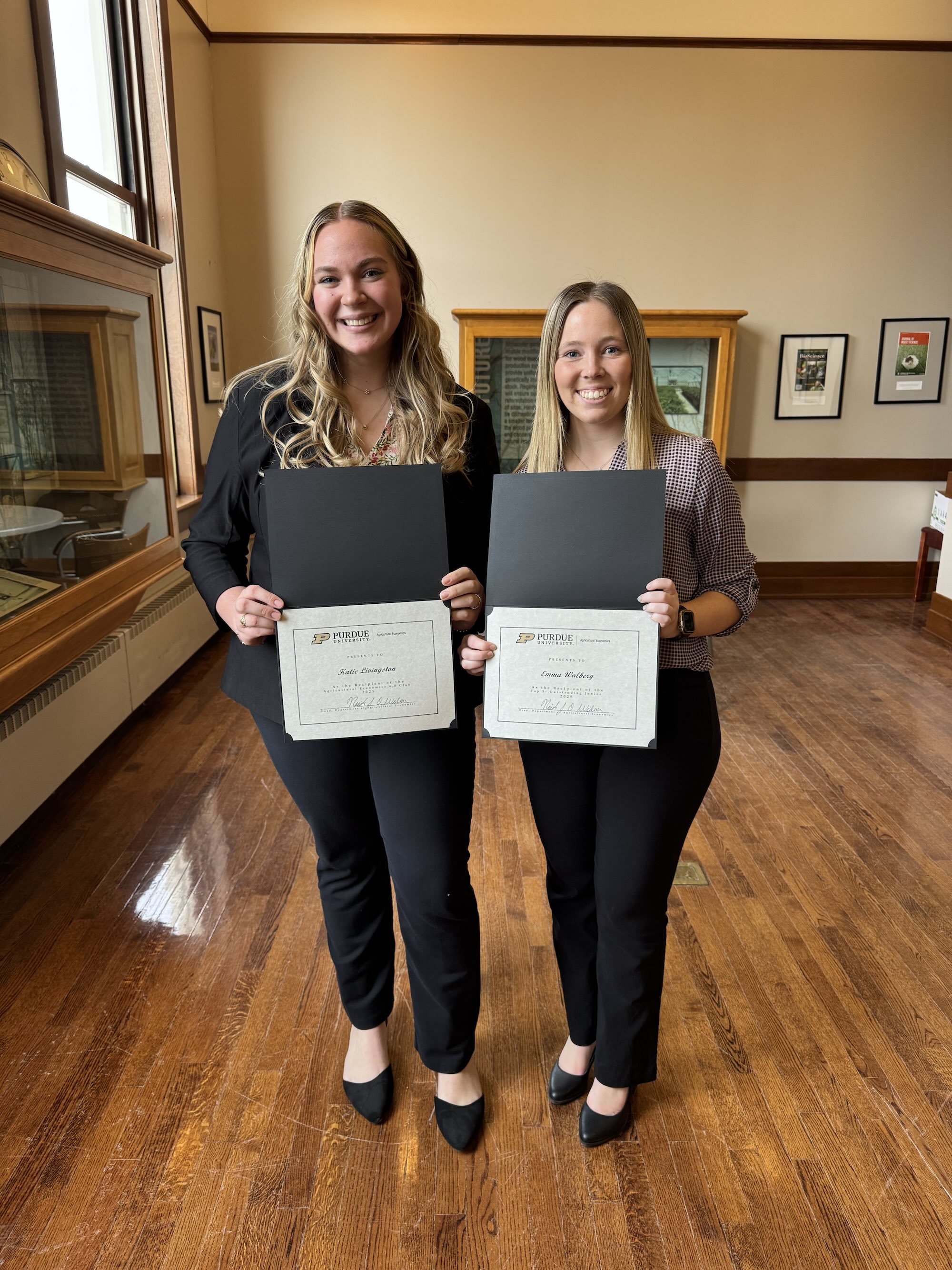 Walberg with certificate
