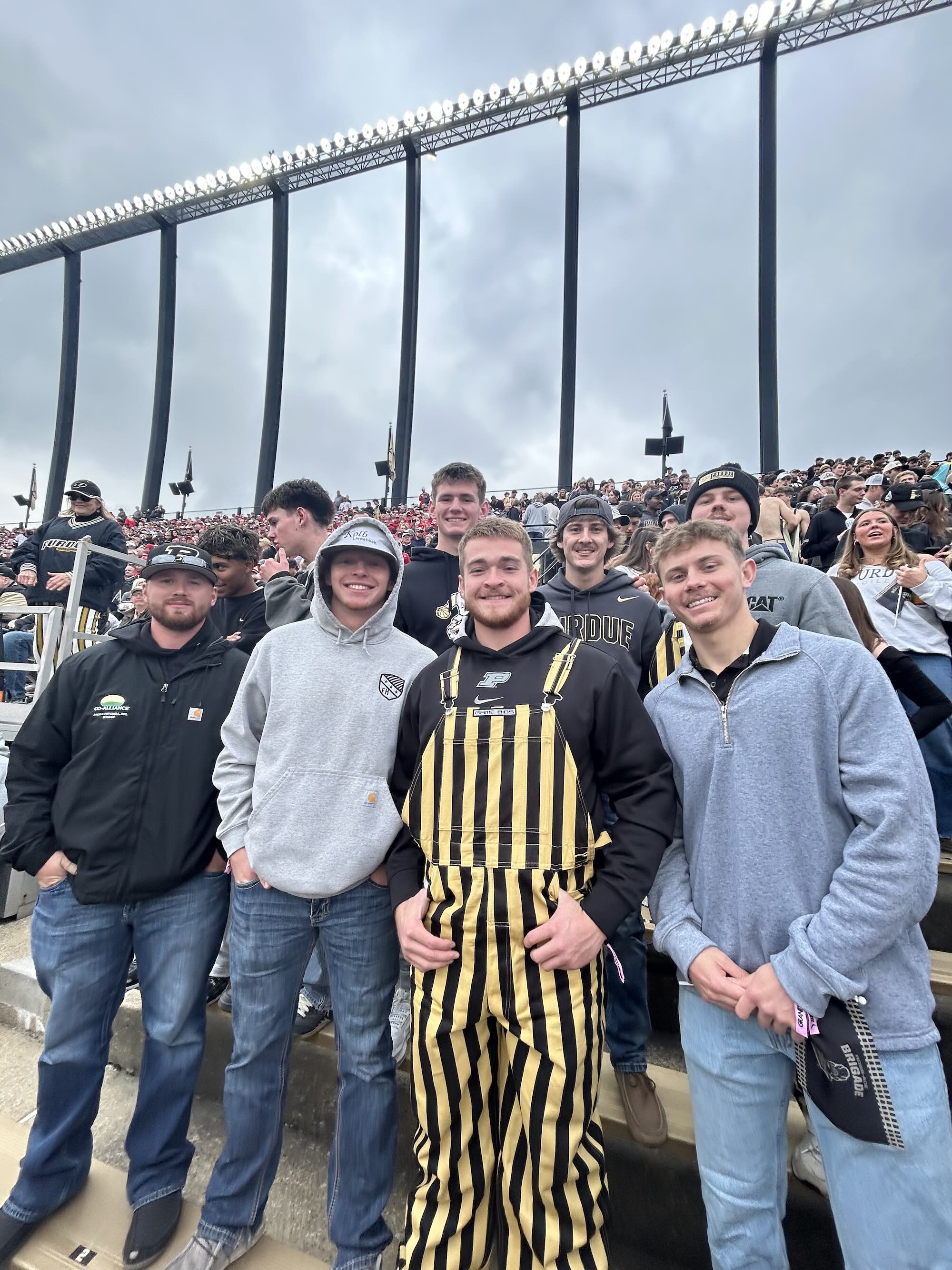 Rooze with friends in the stands