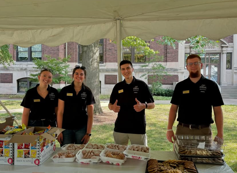 Saathoff with Envoys at the ag econ cookout