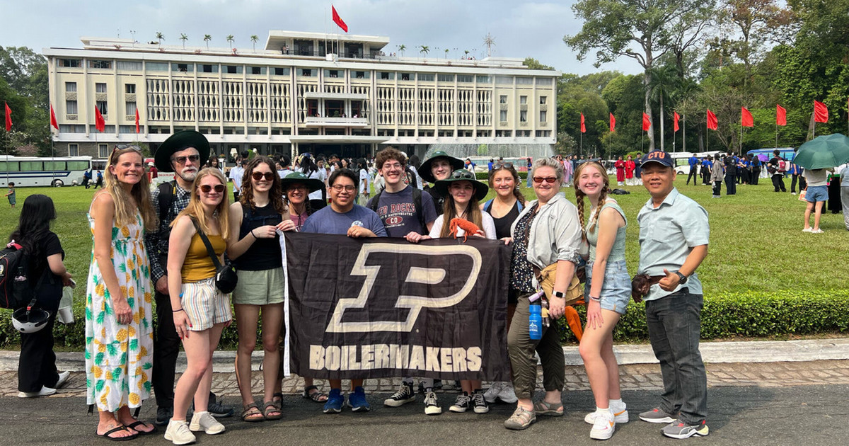 Vietnam Spring Break 2025 Group