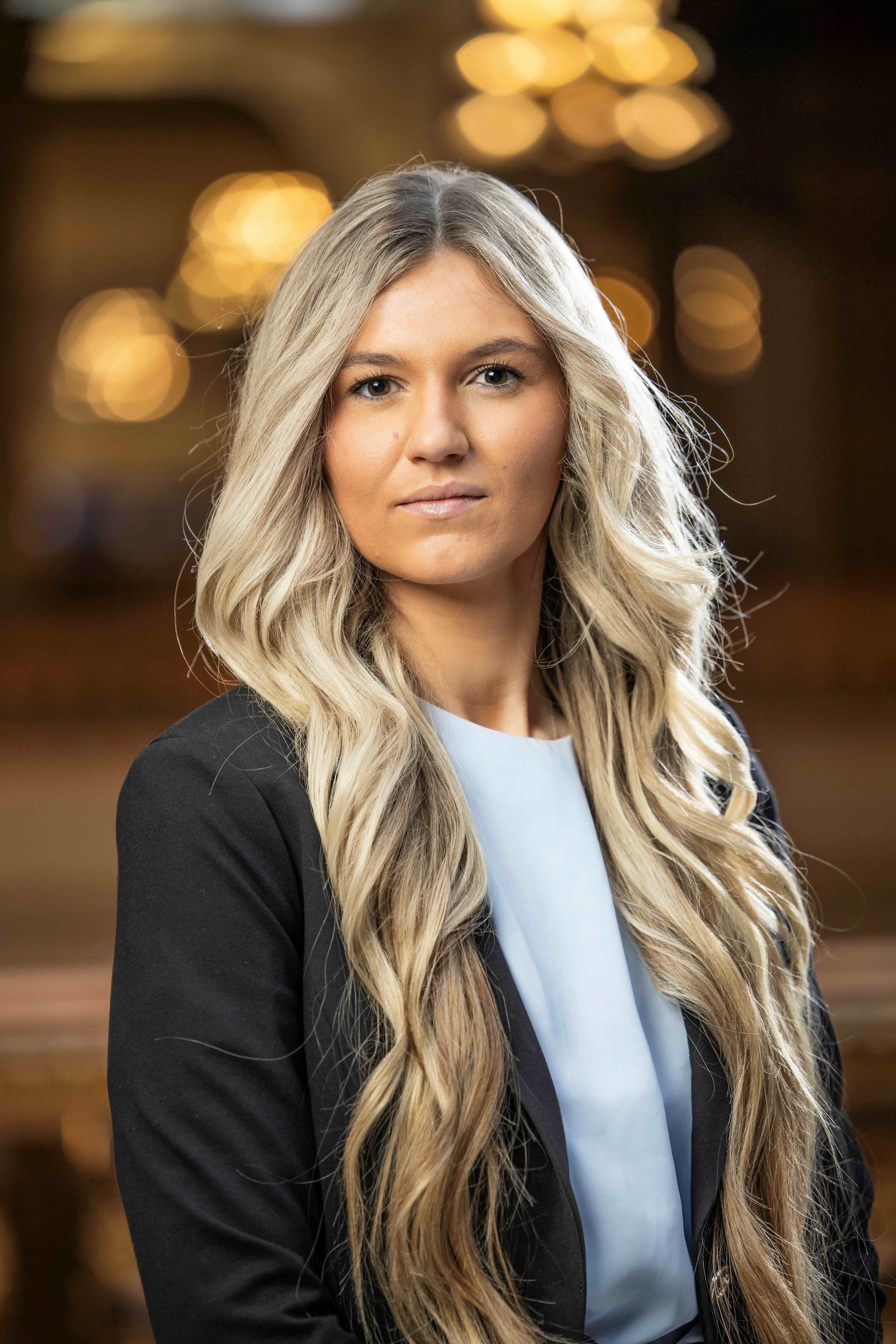 Kyla Wolfe headshot