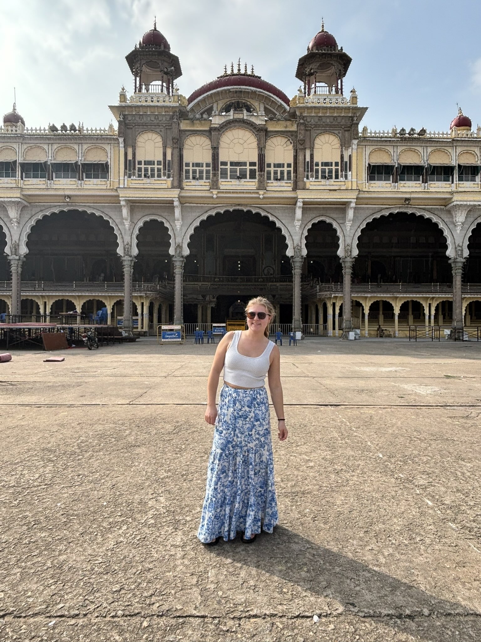 Bothwell standing in front of Indian architecture