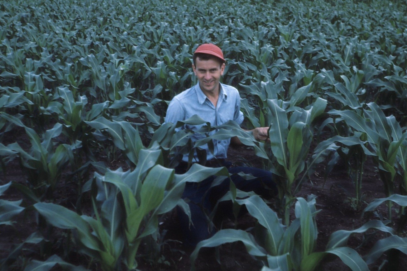 candid photo of Ozzie Luetkemeier