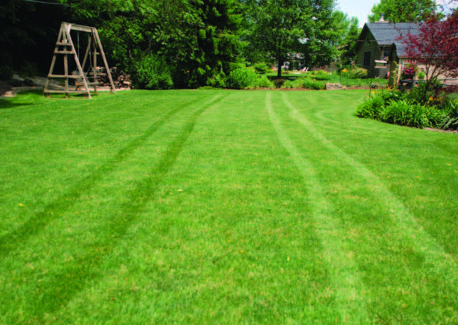 Some applicators overlap fertilizer applications by throwing fertilizer back to the center of the previous wheel tracks. Although this works for most applications, it can slightly overestimate or underestimate the effective spread width.