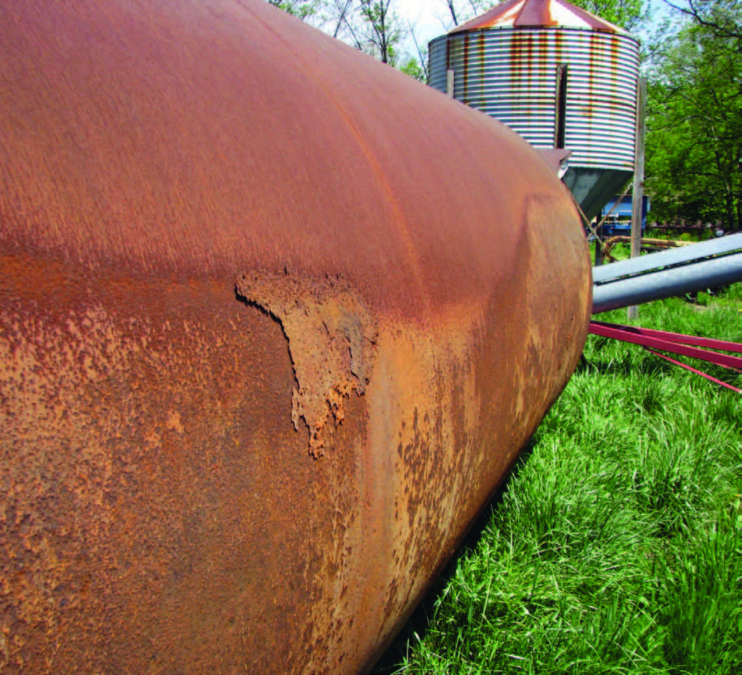 rusted-tank-6.jpg