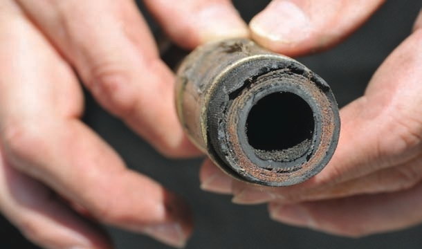 If the tube cover separates from the inner hose, it is time to replace the hose.