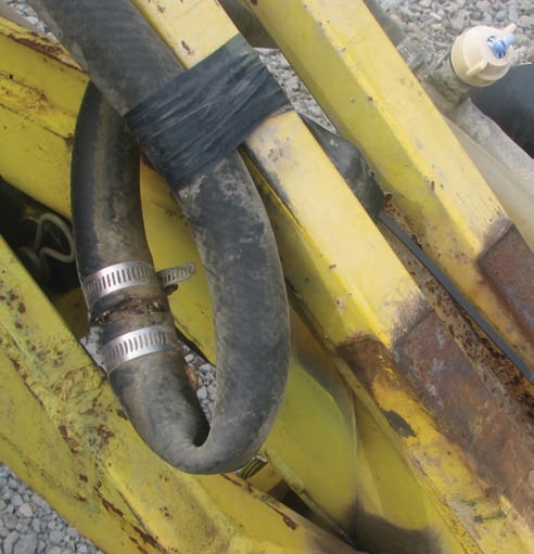 Hose splices are not recommended. The fitting used to fix this hose break will restrict product flow.