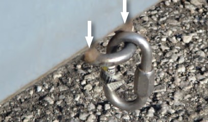 Notice that the loop that the connector is attached to is a homemade attachment point. It could easily be the weakest point.