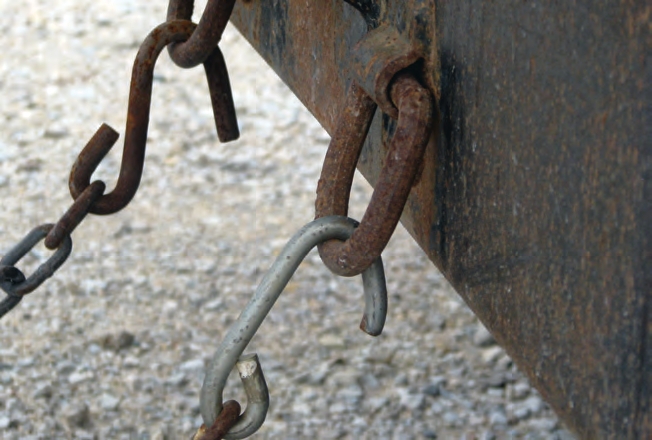 This is a great attachment point, but that benefit is negated by using a hook that has been stretched to the point that it serves no useful function.