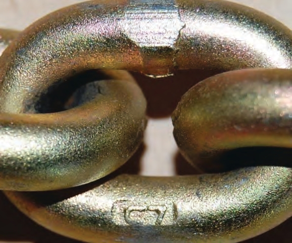 All chain components (hooks, latches, repair links) need to have the same grade or higher than the chain itself.