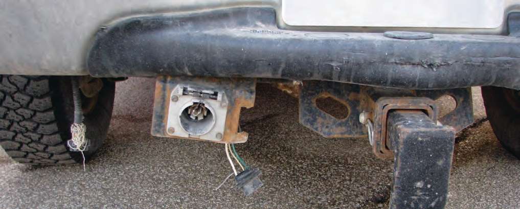 Managers and supervisors should occasionally check trailers to ensure that all of the company’s safety guidelines are being followed. It is critical to make sure that employees are doing what they have been taught and ensure that unsafe trucks never leave the lot.