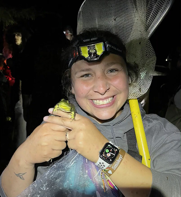 Student holding frog at FNR Summer Practicum.