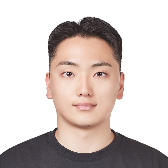 Junhee Lim headshot