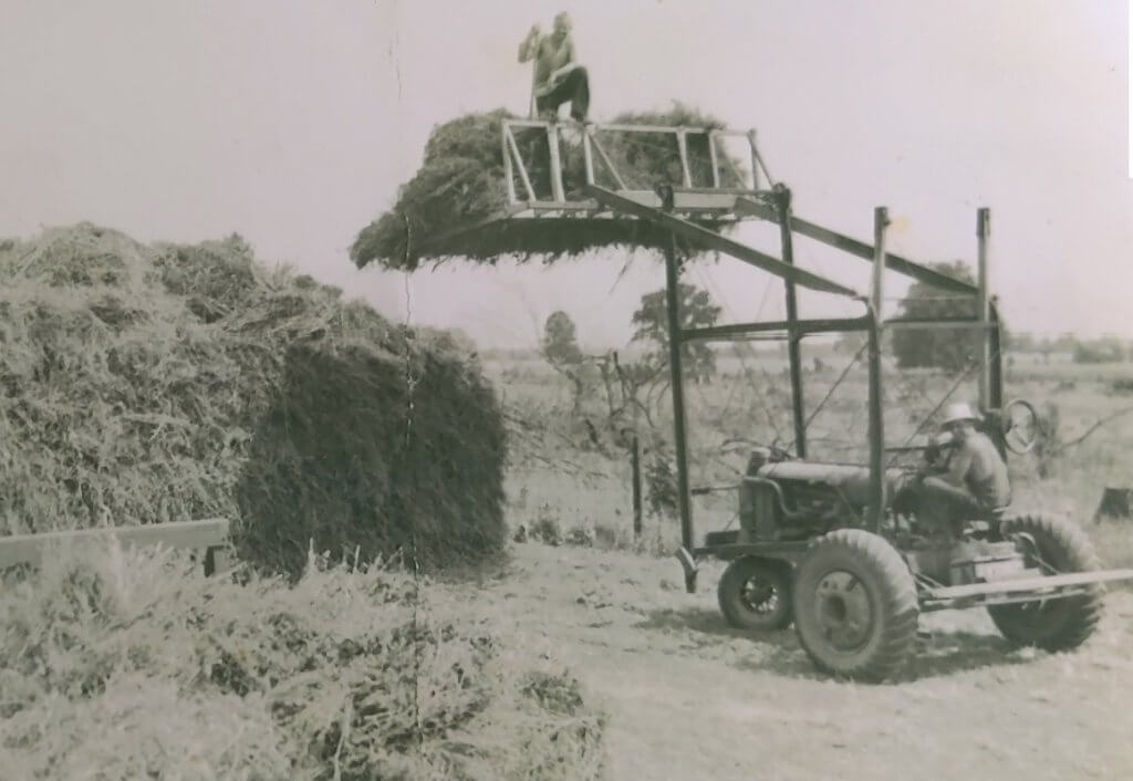 Fouts tractor on the farm, picture from early nineties