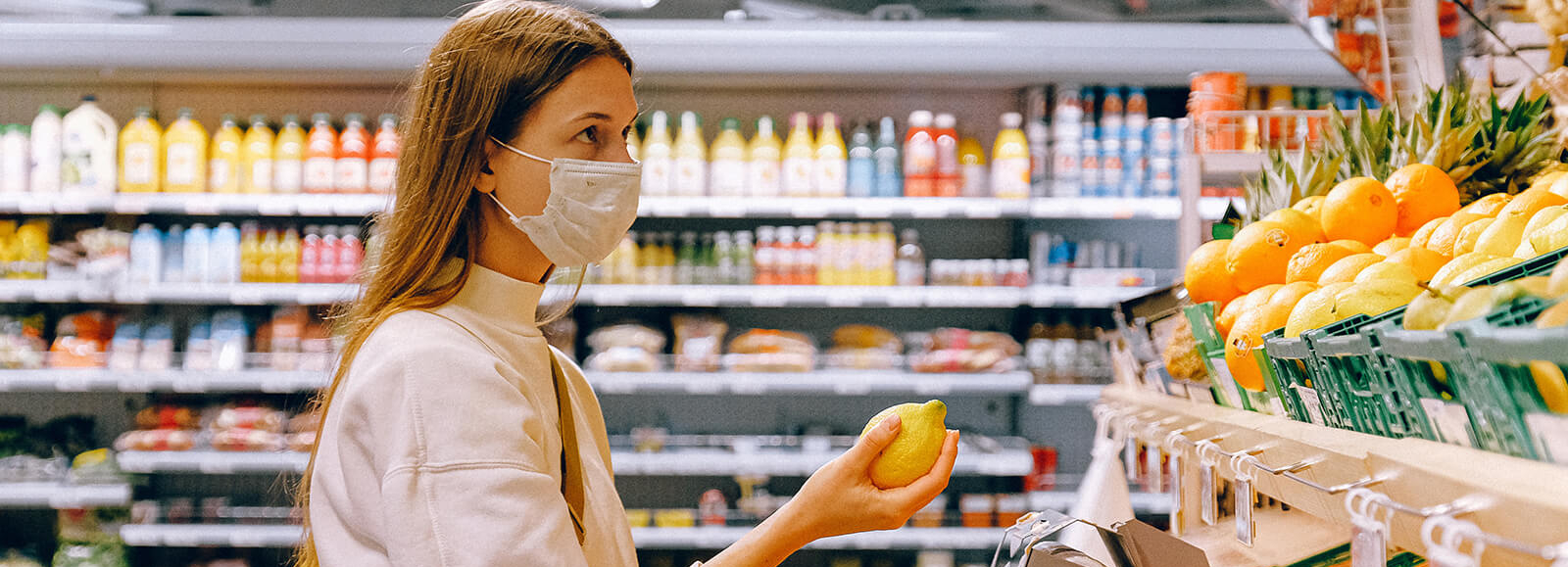 In grocery with mask