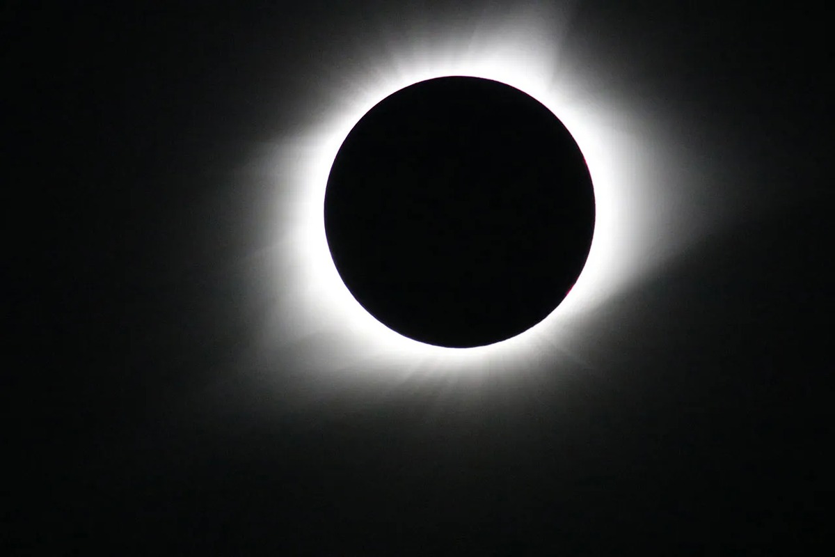 A total solar eclipse captured in Madras, Oregon on Aug. 21, 2017. Credit: NASA/Nat Gopalswamy.