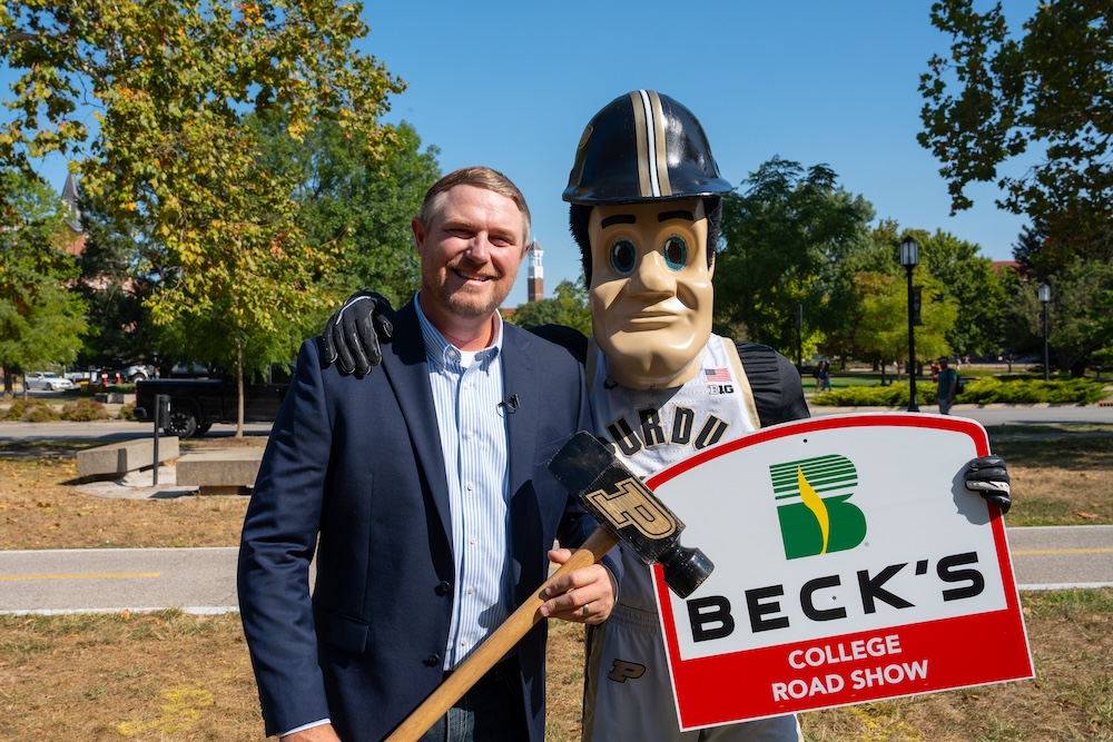 Clinton Griffiths with Purdue Pete at the 2024 AgDay College Roadshow.