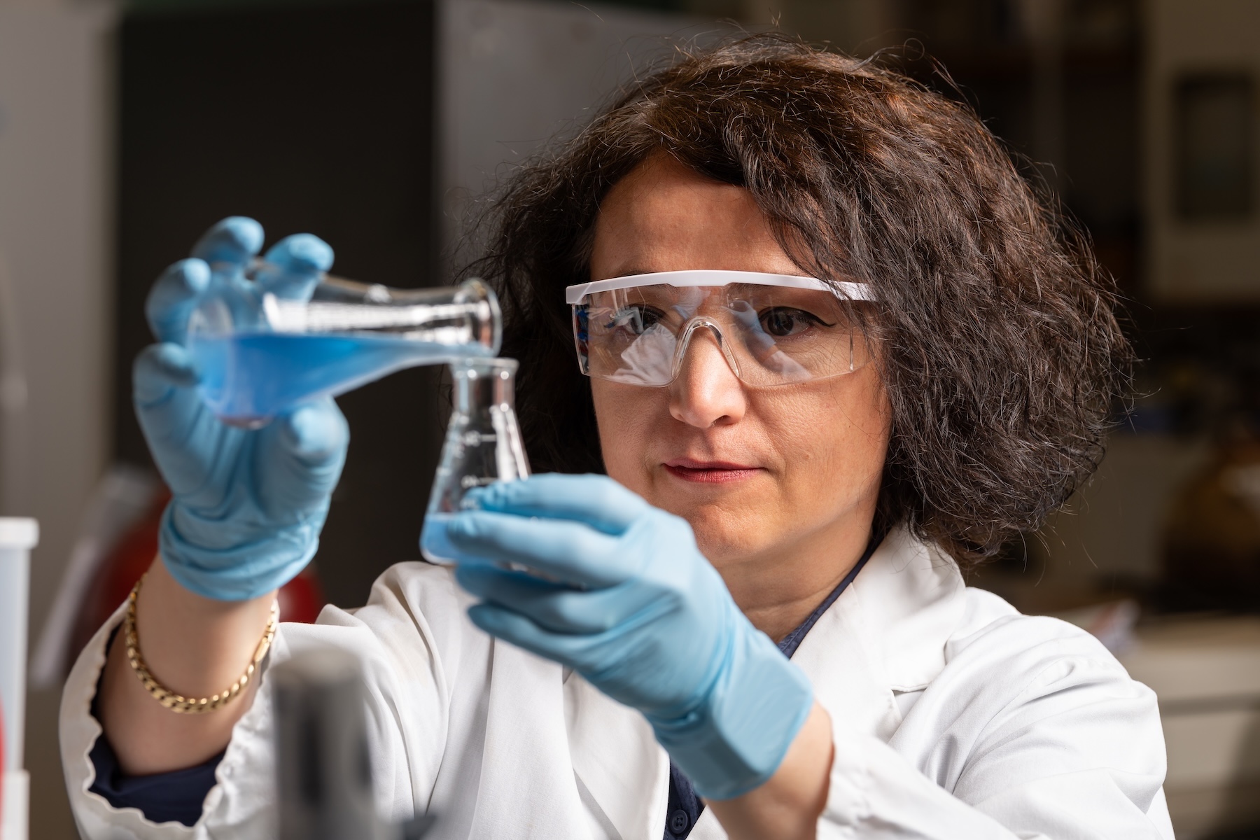 Senay Simsek holding beakers