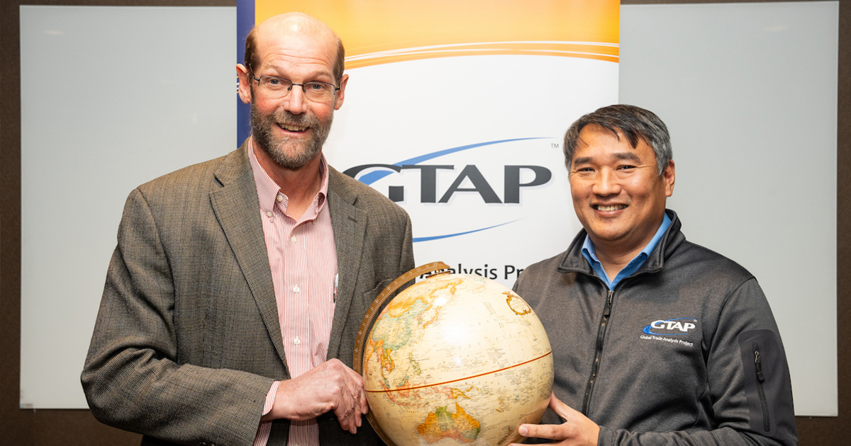 Channing Arndt and Erwin Corong of GTAP
