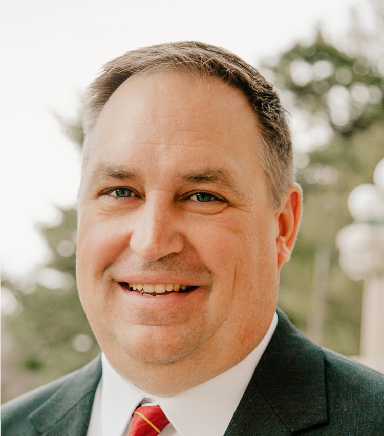 Distinguished Alumni-Henderson
