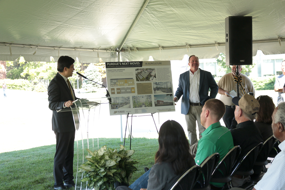 President Mung Chiang speaking to crowd at groundbreaking ceremony