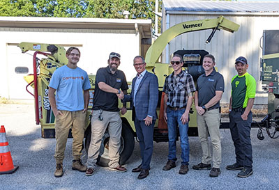 Representatives from Bartlett and Purdue FNR including four alumni: climber Zach Nemeth (Forestry 2022), current student Forest Summerfield, Ben McCallister (2018 forestry and 2021 master’s degree), Scott Jamieson (Forestry 1984), arborist representative Sean Rock (Forestry 2009), and plant health care specialist Kyle Armstrong. 