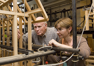 Eckelman, Haviarova work in the wood lab