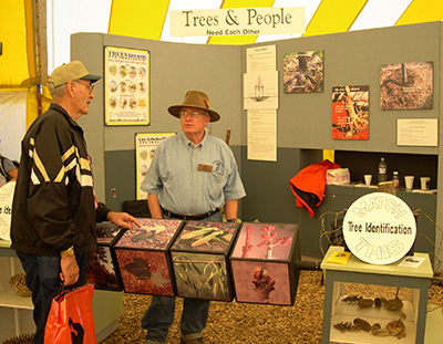 Hoover at a farm show in 2003