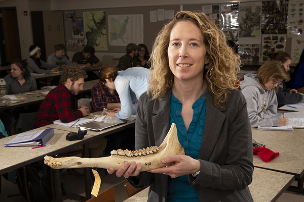 Dr. Elizabeth Faherty with wildlife skull.