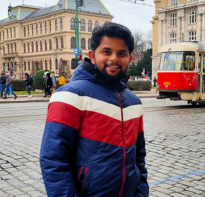 Dr. Abhinav Tyagi headshot