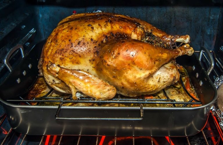 Image of a turkey on the oven