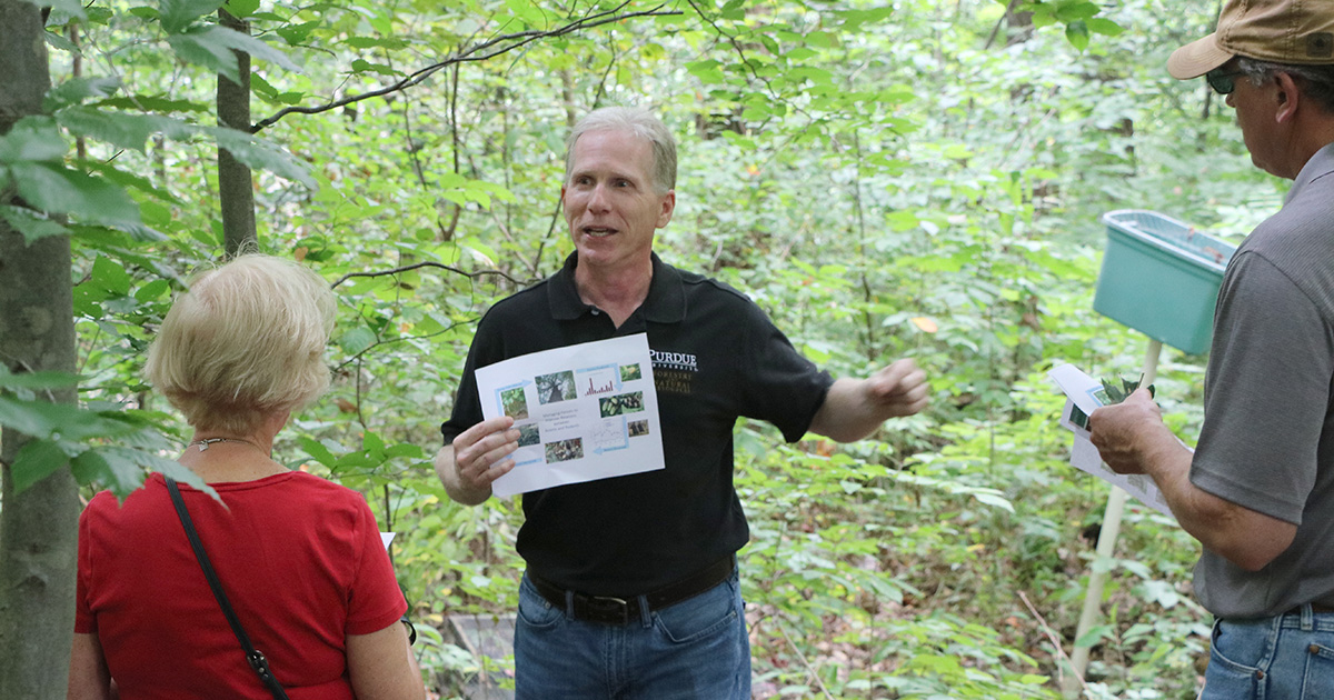 Dr. Rob Swihart gives a field tour at the Hardwood Ecosystem Experiment