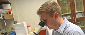 Biochemistry major mixes science with outreach